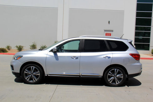 Used 2017 Nissan Pathfinder Platinum image 8