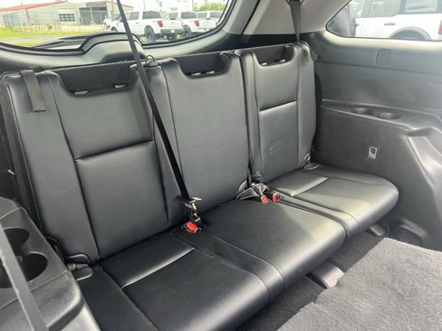 Used 2018 Toyota Highlander XLE image 27