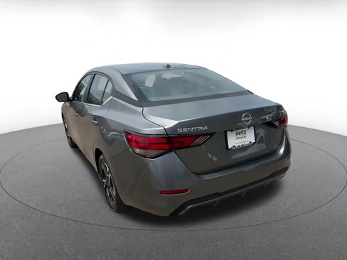 Used 2024 Nissan Sentra SV image 11