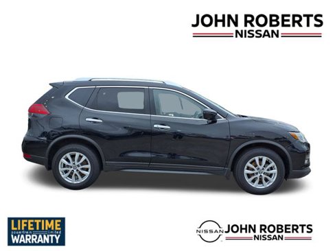Used 2017 Nissan Rogue SV image 25