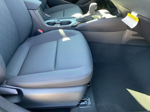 New 2025 Toyota Corolla LE image 17