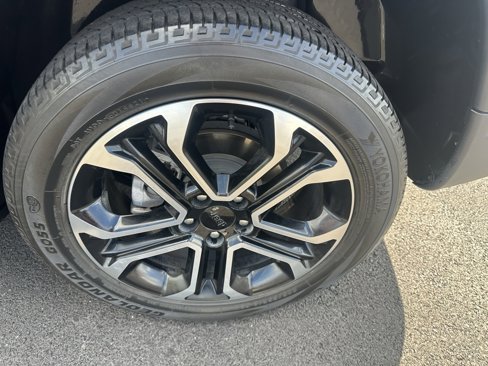 Used 2022 Jeep Compass Limited image 22