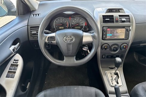 Used 2013 Toyota Corolla LE image 14