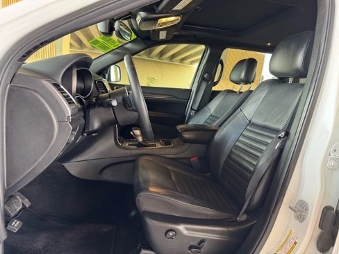 Used 2020 Jeep Grand Cherokee Limited X image 12