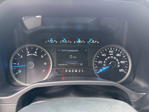 Used 2016 Ford F150 XLT w/ Equipment Group 301A Mid image 16
