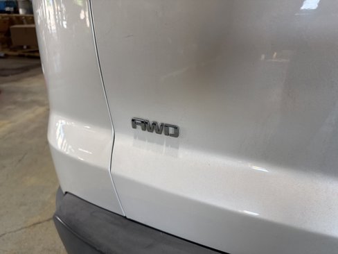 Used 2012 Chevrolet Traverse LT image 10