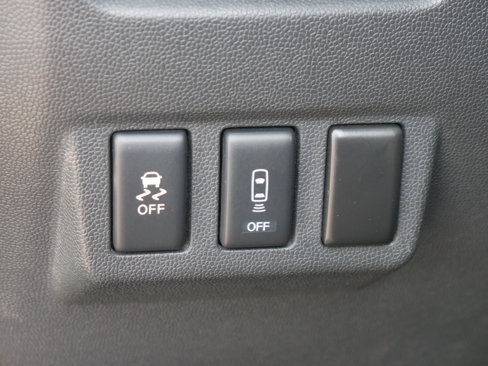 Used 2013 Nissan Titan PRO-4X image 5