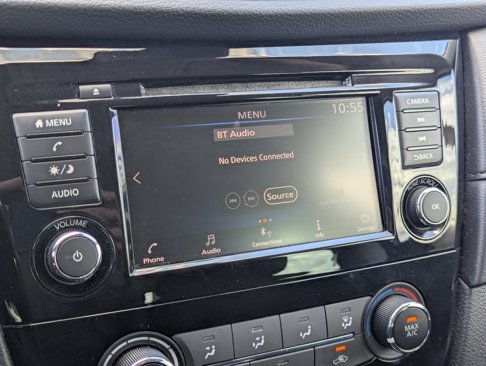 Used 2020 Nissan Rogue S image 24