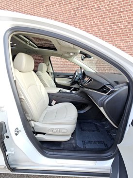 Used 2019 Buick Enclave Premium w/ Experience Buick Package image 10