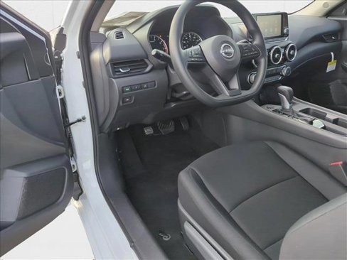 New 2025 Nissan Sentra S image 4