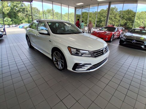 Used 2017 Volkswagen Passat 1.8T R-Line image 7