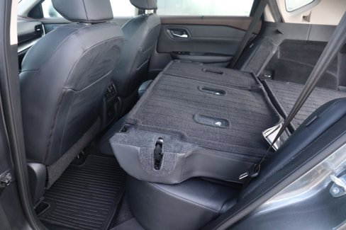 Used 2023 Nissan Rogue SV w/ SV Premium Package image 39
