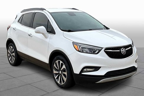Used 2019 Buick Encore Essence image 2