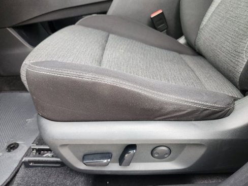 Used 2021 Nissan Rogue SV image 26