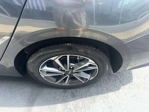 Used 2024 Kia Forte LXS image 19