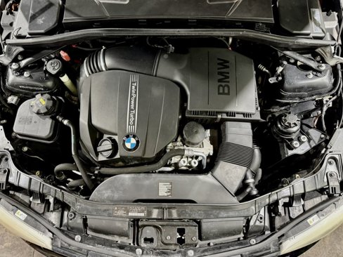 Used 2012 BMW 135i Convertible image 46