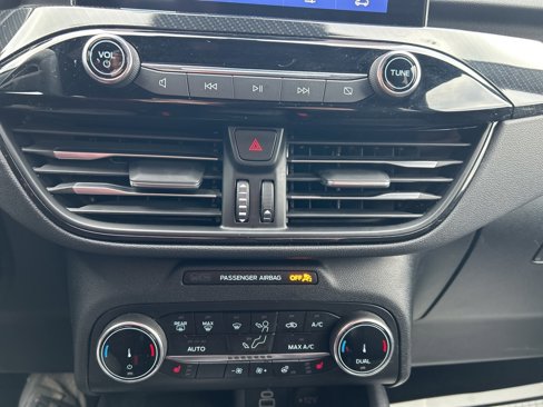 Used 2024 Ford Escape ST-Line image 25