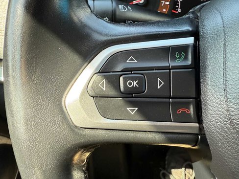 Used 2022 Jeep Compass Latitude image 43