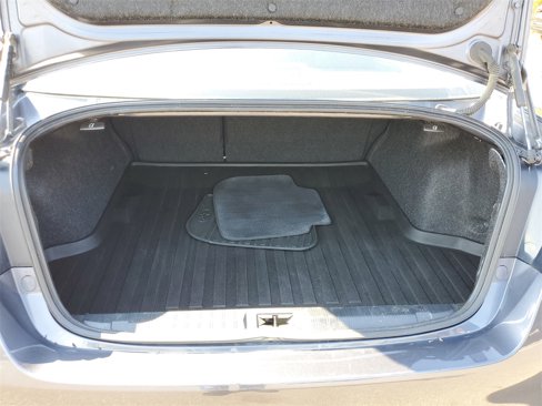 Used 2017 Subaru Legacy 2.5i Premium image 8