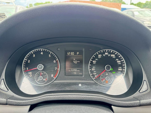 Used 2012 Volkswagen Passat 2.5 S image 23