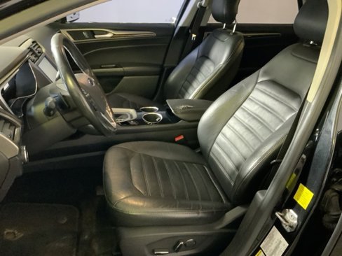Used 2013 Ford Fusion SE image 22