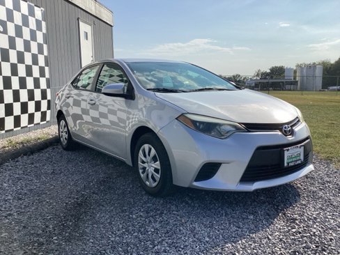 Used 2015 Toyota Corolla L image 3