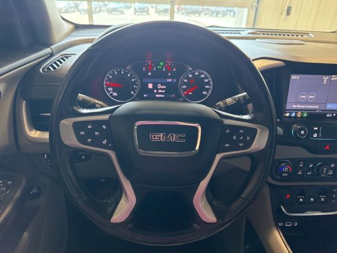 Used 2020 GMC Terrain SLT w/ Preferred Package image 28