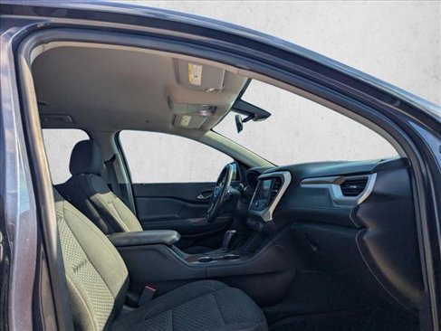 Used 2019 GMC Acadia SLE w/ LPO, Floor Liner Package image 16