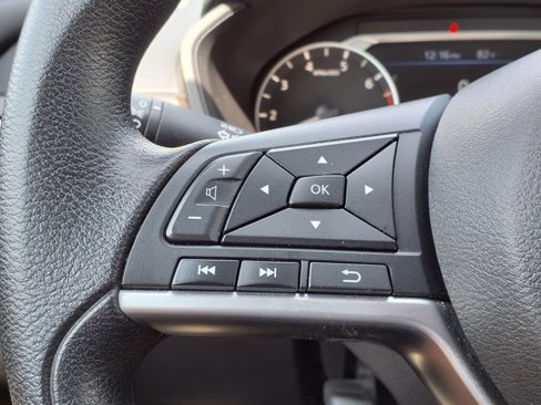 Used 2024 Nissan Altima 2.5 SV image 16