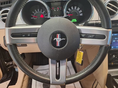 Used 2006 Ford Mustang GT Premium image 12