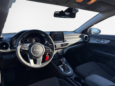Certified 2022 Kia Forte LXS image 15