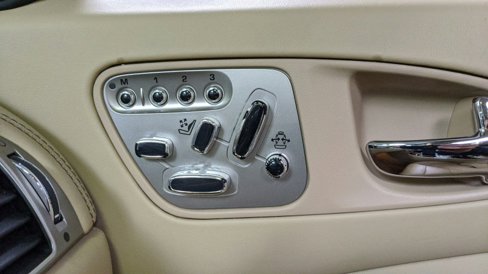 Used 2010 Jaguar XK Convertible image 31