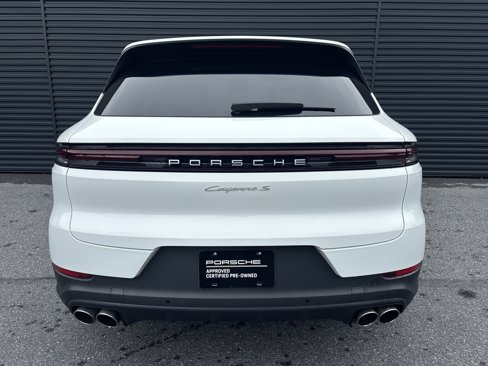 Certified 2024 Porsche Cayenne S image 4