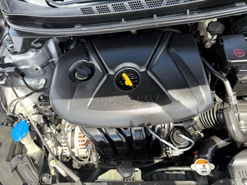 Used 2014 Hyundai Elantra Limited image 25