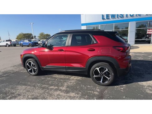 Certified 2022 Chevrolet TrailBlazer RS w/ Sun and Liftgate Package image 6