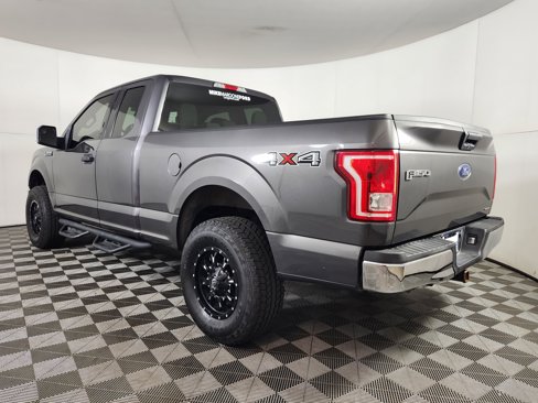 Used 2015 Ford F150 XLT w/ Equipment Group 301A Mid image 5