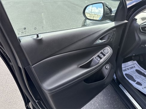 Used 2022 Buick Encore GX Essence w/ Advanced Technology Package image 23