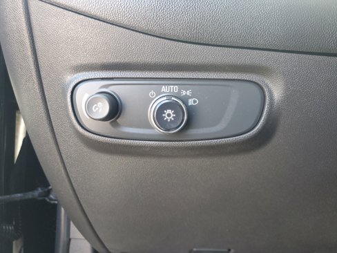Used 2022 Chevrolet Equinox LT image 27