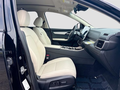 New 2025 VinFast VF 8 Plus image 26