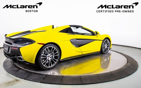 Used 2018 McLaren 570S Spider image 7