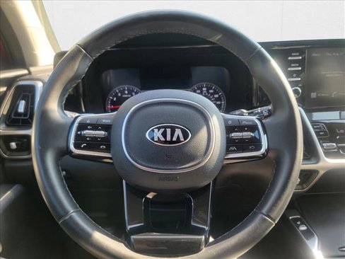 Used 2021 Kia Sorento S image 18