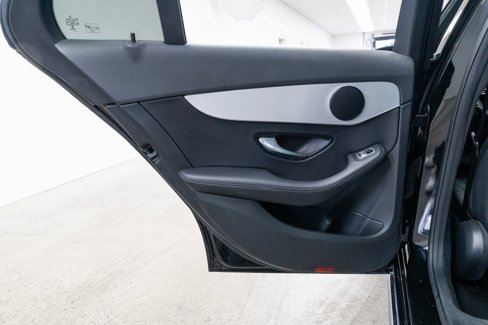 Used 2021 Mercedes-Benz C 300 Sedan image 19