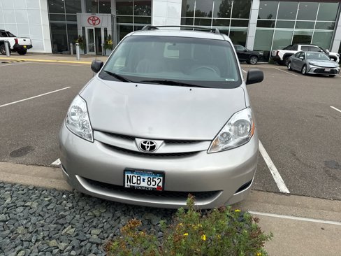 Used 2008 Toyota Sienna LE image 6