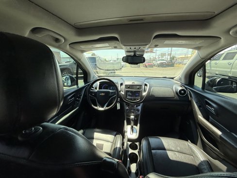 Used 2015 Chevrolet Trax LTZ image 16