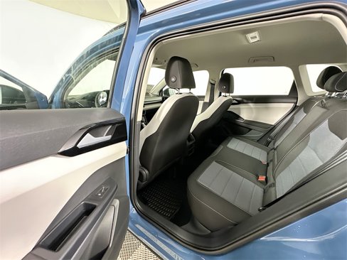 New 2025 Volkswagen Taos S image 17