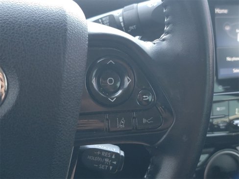Used 2020 Toyota Prius Prime LE image 35