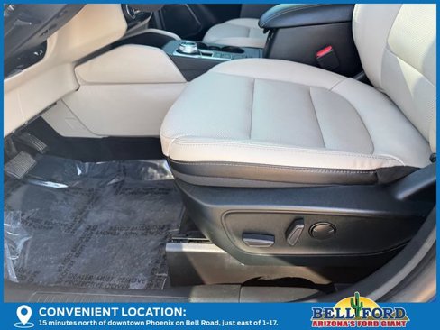 Used 2022 Ford Escape SEL w/ Technology Package image 21
