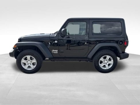 Used 2020 Jeep Wrangler Sport image 2