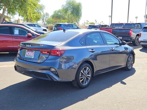 Used 2023 Kia Forte LXS image 5