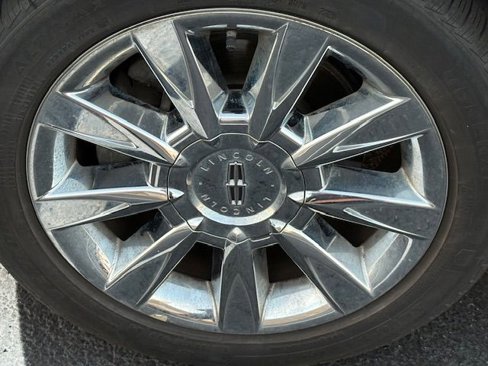 Used 2011 Lincoln MKZ AWD w/ 101A Rapid Spec Order Code image 9